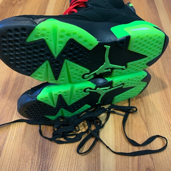 Air Jordan 6 - Picture 4 of 9